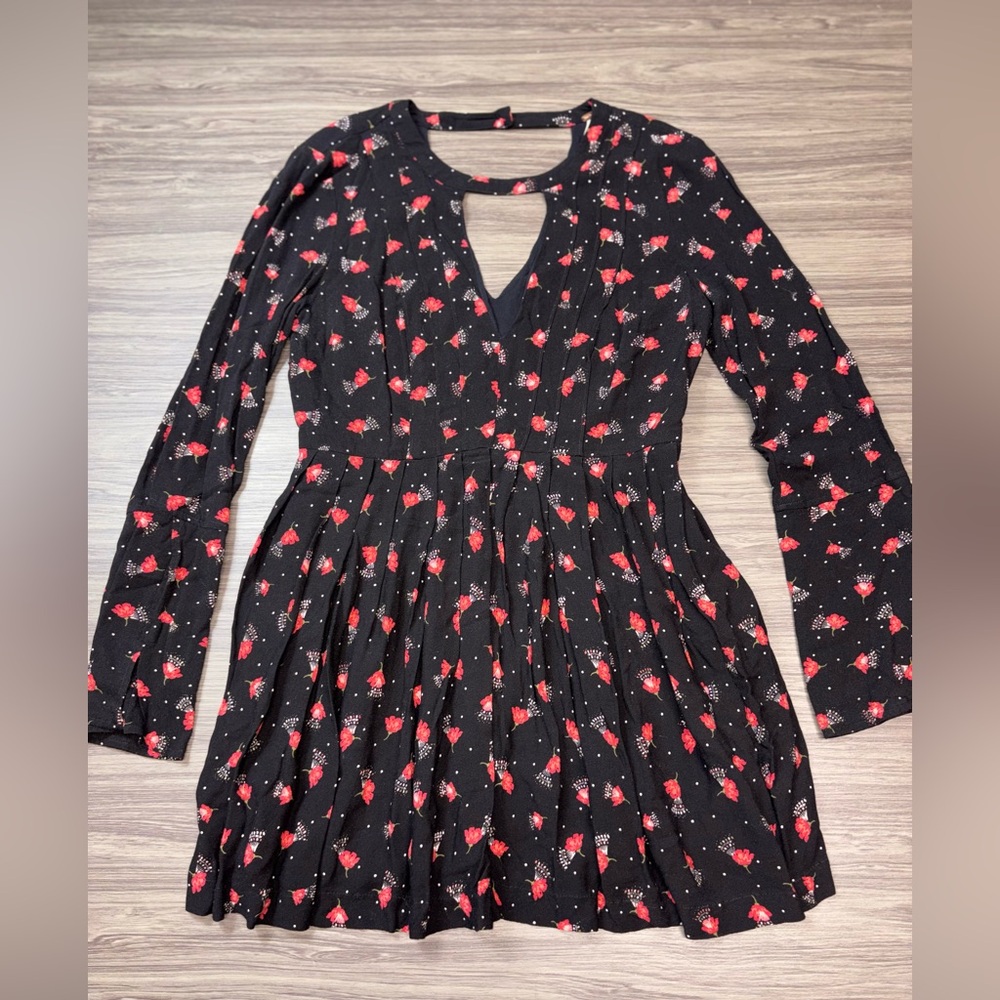 Free People Women's Tegan Printed Mini dress Black Red Size 8